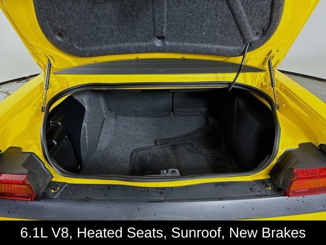 Used 2010 Dodge Challenger SRT8 w/ Special Edition Group image 26