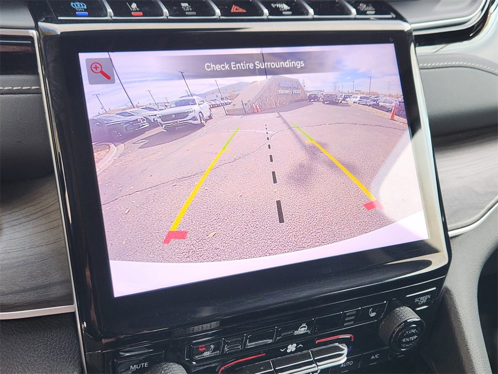 Used 2024 Jeep Grand Cherokee Limited 4xe image 13