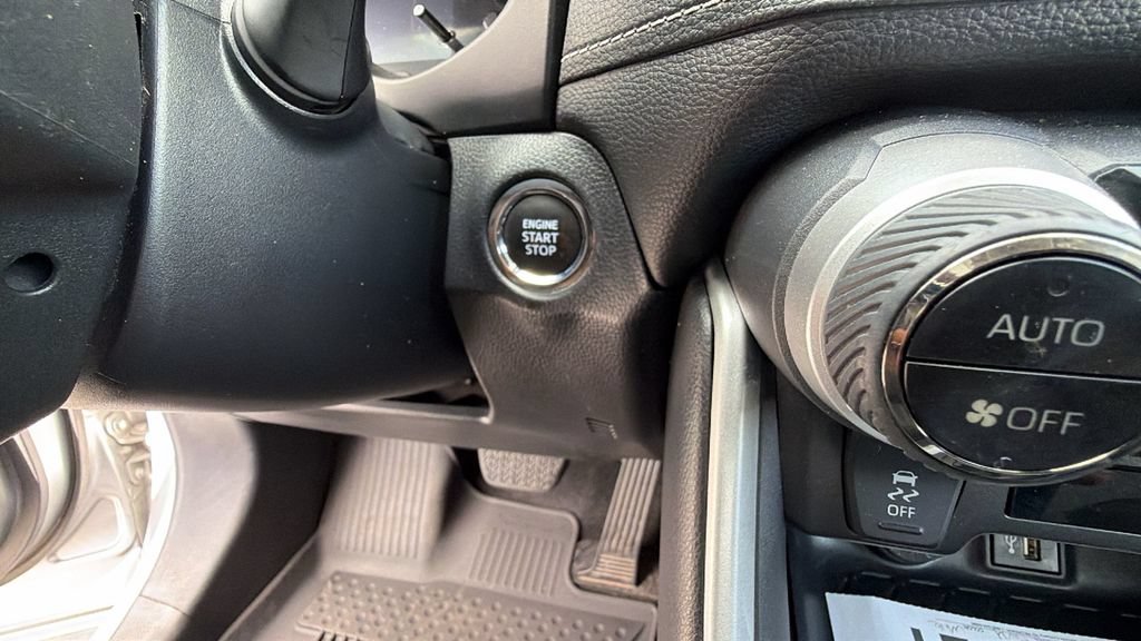 Certified 2024 Toyota RAV4 XLE w/ Convenience Package FWD image 17