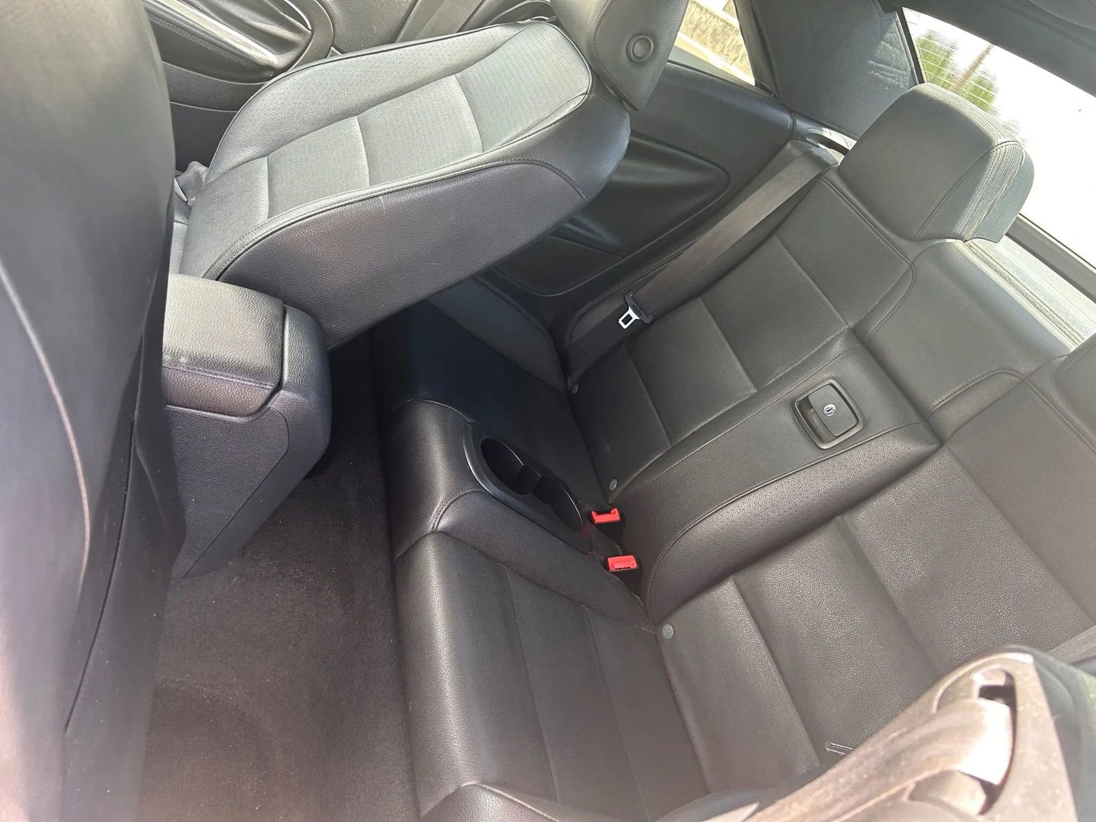 Used 2013 Volkswagen Eos FWD image 27