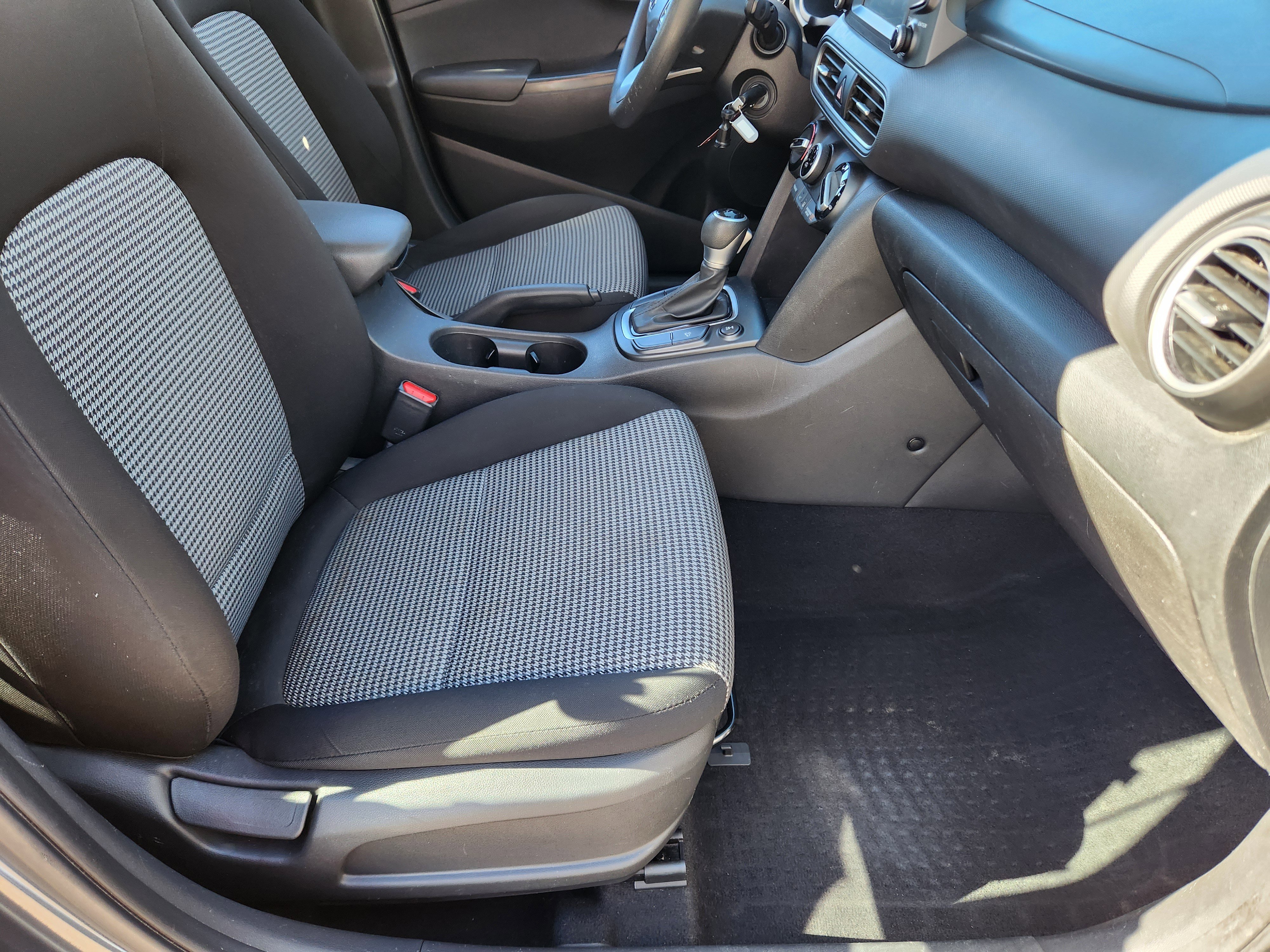 Used 2019 Hyundai Kona SE image 16