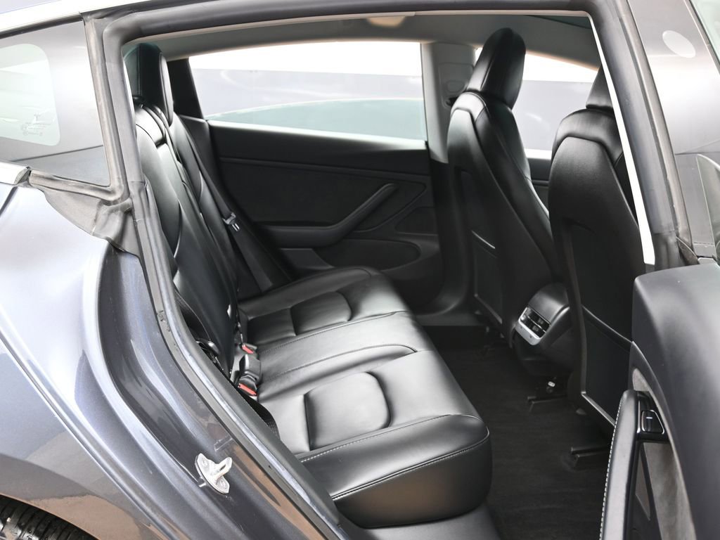 Used 2019 Tesla Model 3 Long Range image 37