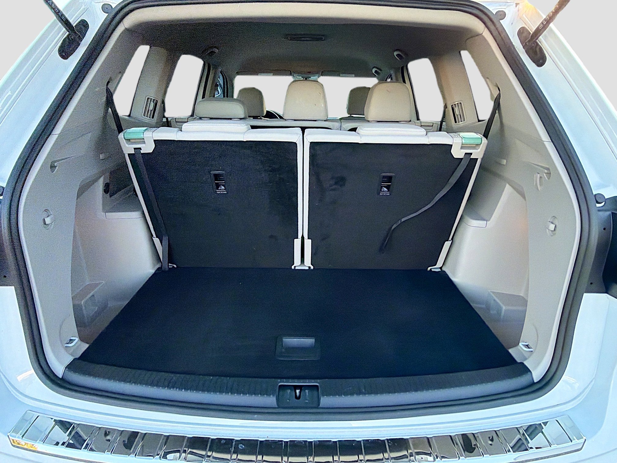 Used 2023 Volkswagen Atlas SE image 12