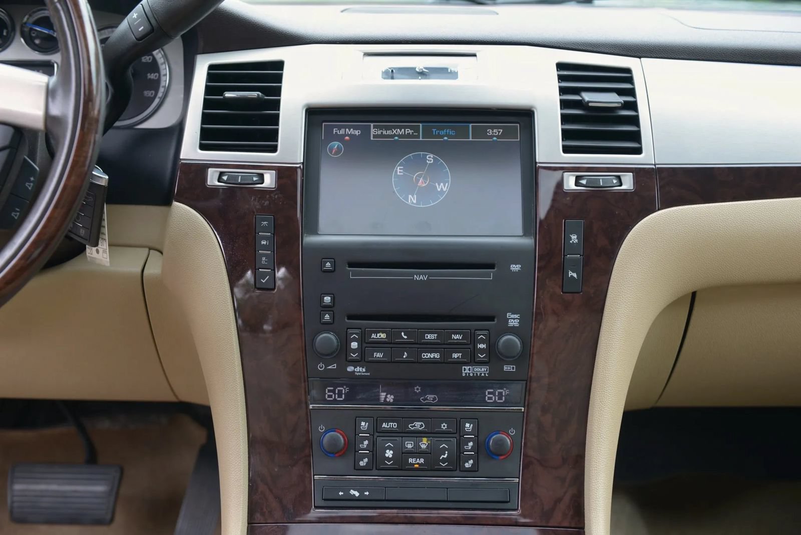 Used 2010 Cadillac Escalade Luxury AWD/4WD image 77