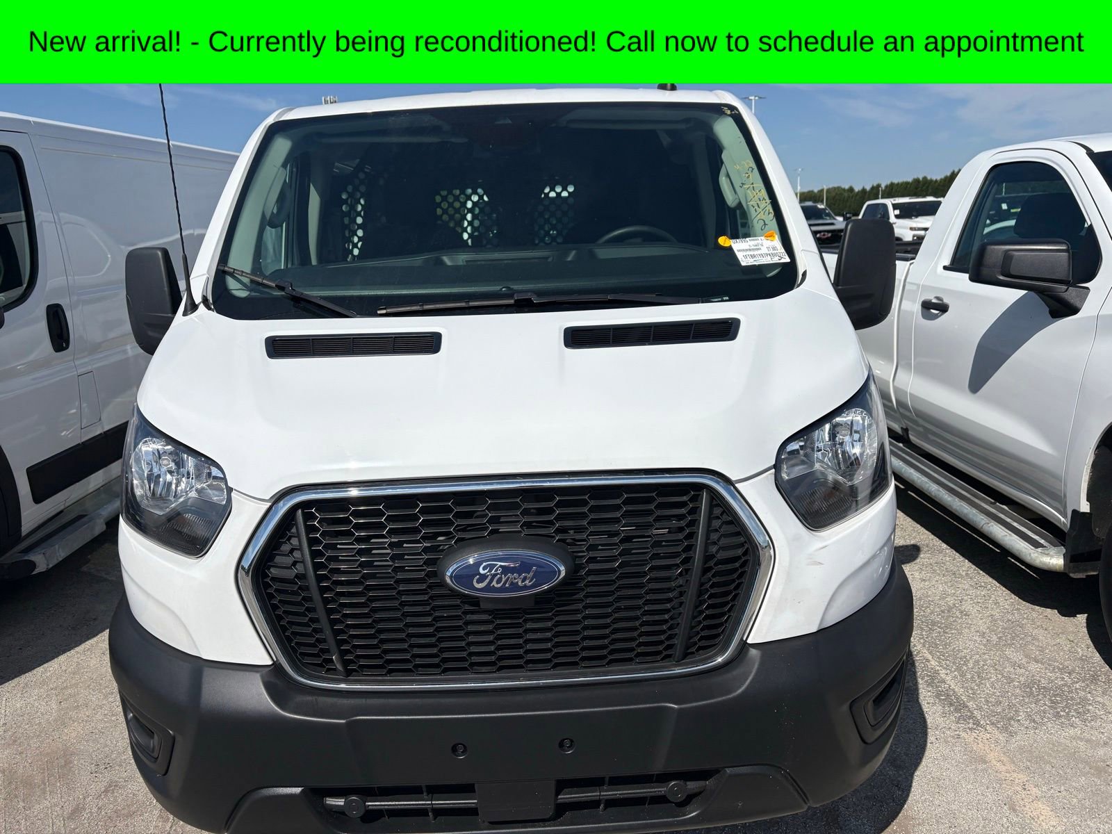 Used 2023 Ford Transit 250 Low Roof w/ Exterior Upgrade Package RWD image 2