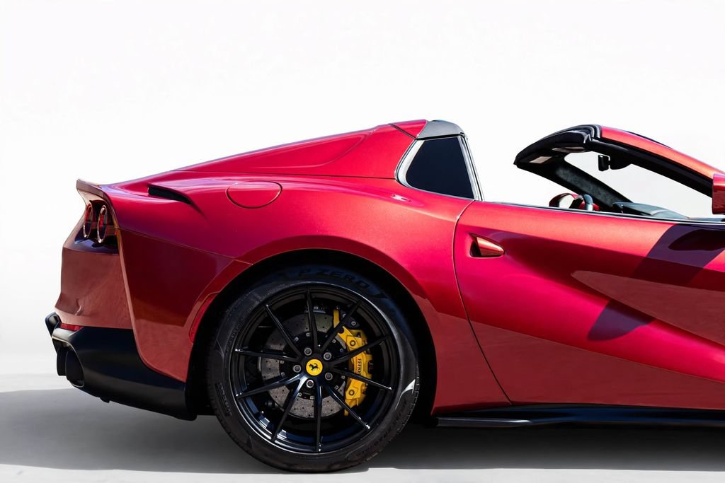Certified 2022 Ferrari 812 GTS RWD image 17
