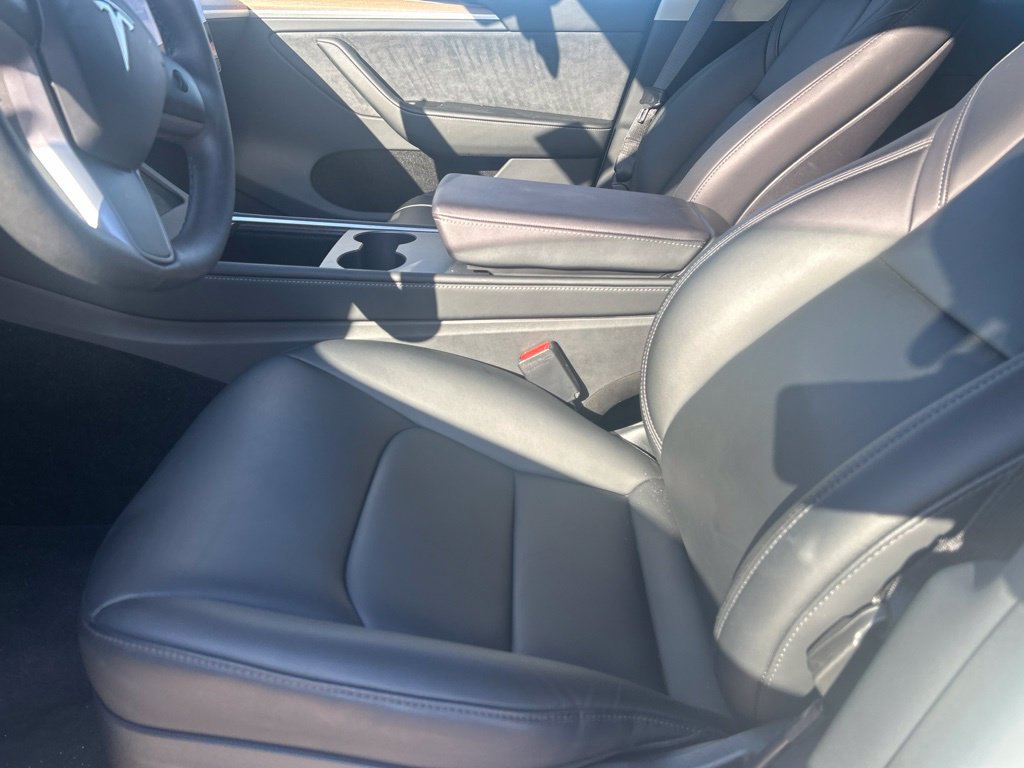 Used 2023 Tesla Model Y Long Range AWD/4WD image 9