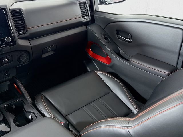 Used 2023 Nissan Frontier PRO-4X w/ Pro-4X Premium Package image 27