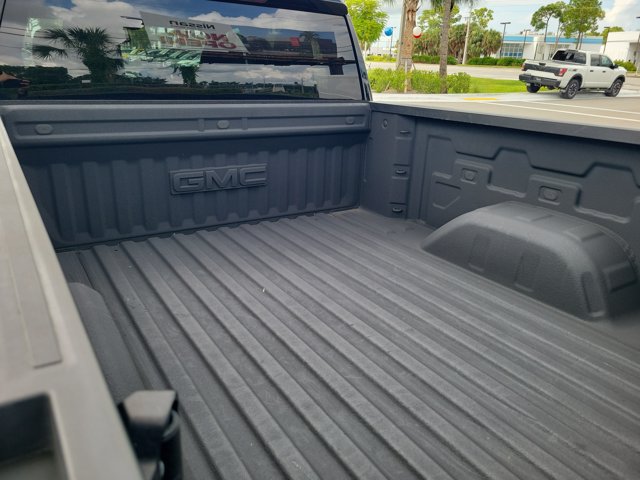 Used 2021 GMC Sierra 1500 Elevation w/ X31 Off-Road Package AWD/4WD image 11