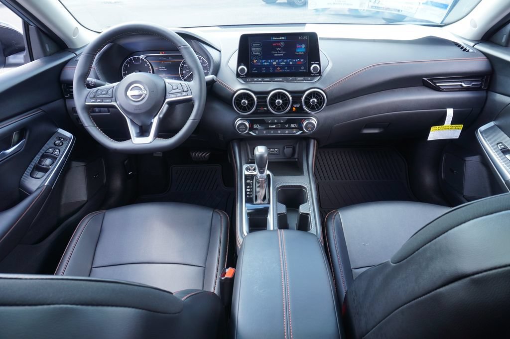 Certified 2025 Nissan Sentra SR w/ SR Premium Package FWD image 11