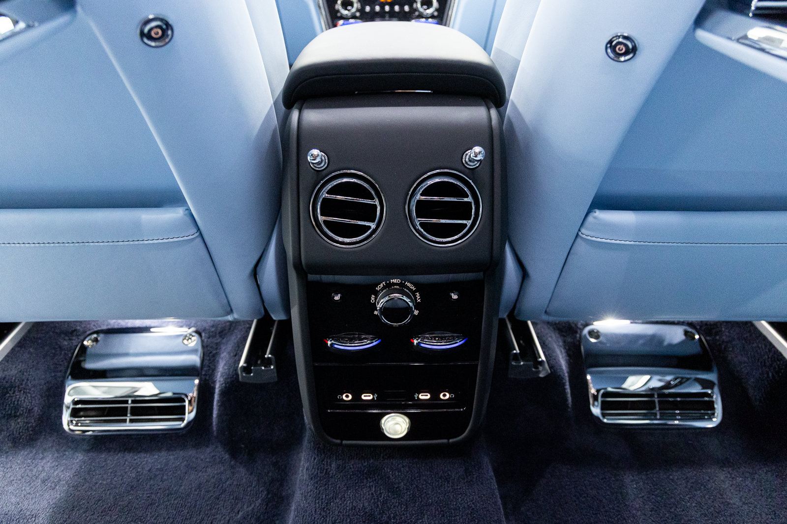 New 2027 Rolls-Royce Cullinan AWD/4WD image 57