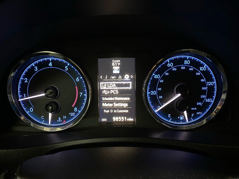 Used 2017 Toyota Corolla SE w/ Carpet Mat Package (TMS) image 18