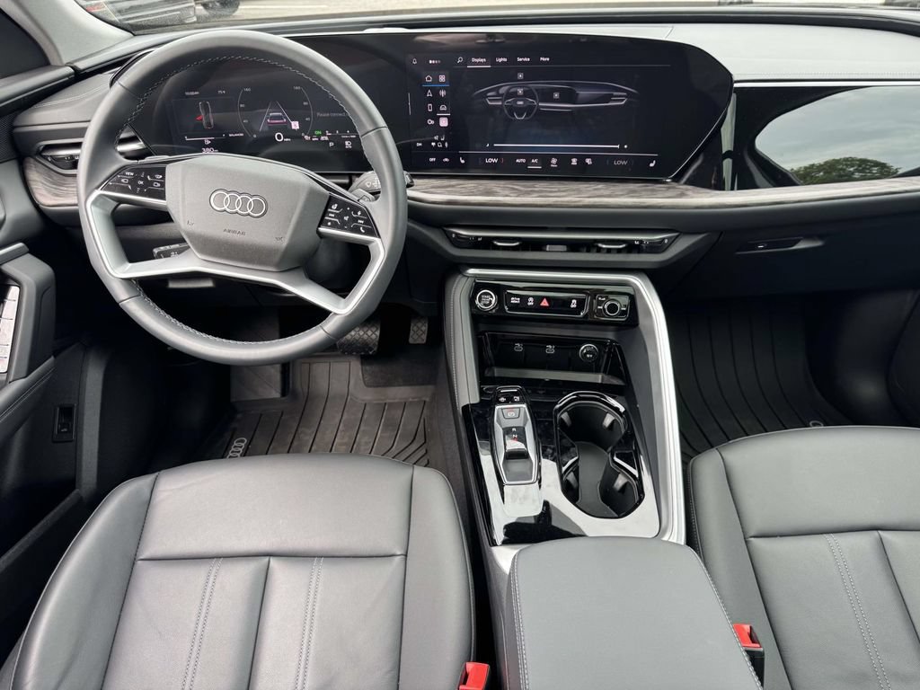 Used 2025 Audi Q5 Premium Plus AWD/4WD image 14