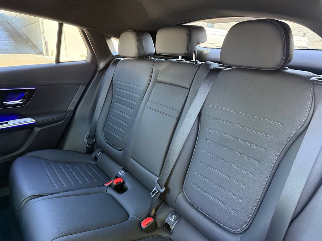 New 2026 Mercedes-Benz GLC 300 4MATIC image 14