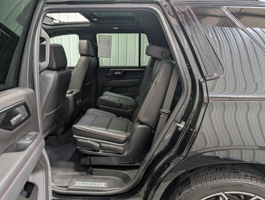 Used 2025 Chevrolet Tahoe RST w/ RST Capability Package AWD/4WD image 10