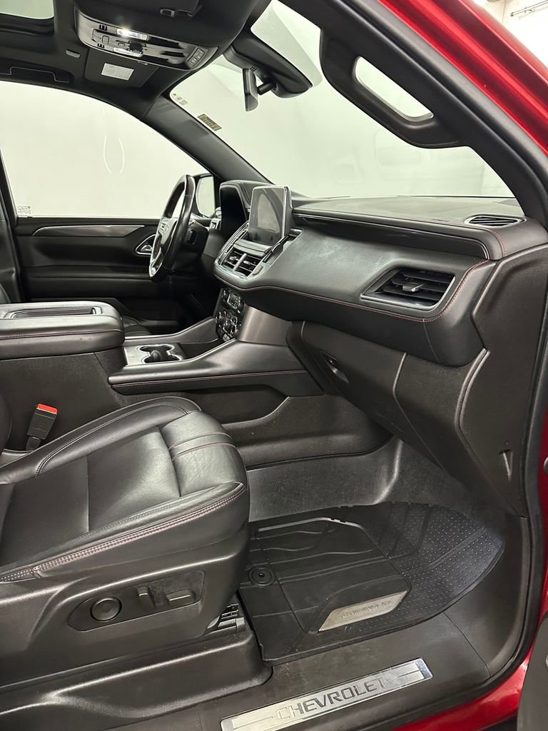 Used 2021 Chevrolet Suburban RST w/ Luxury Package AWD/4WD image 42