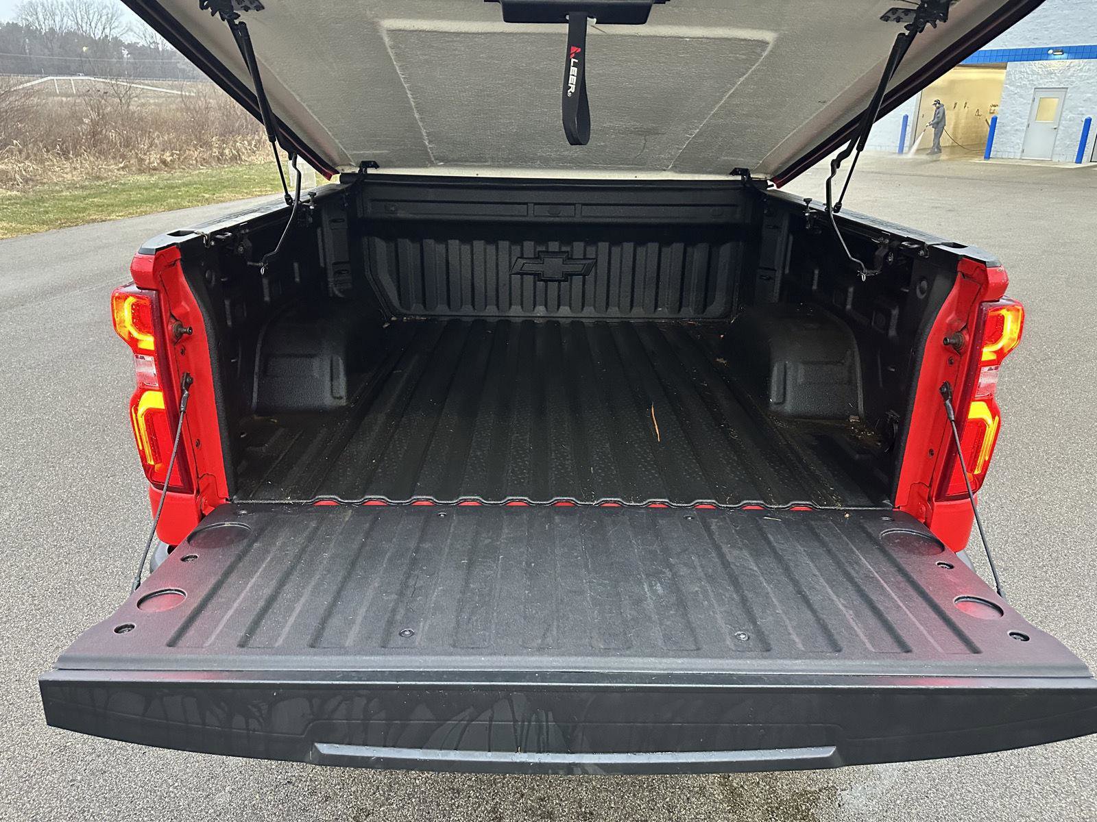 Used 2021 Chevrolet Silverado 1500 LT Trail Boss w/ Convenience Package II image 7