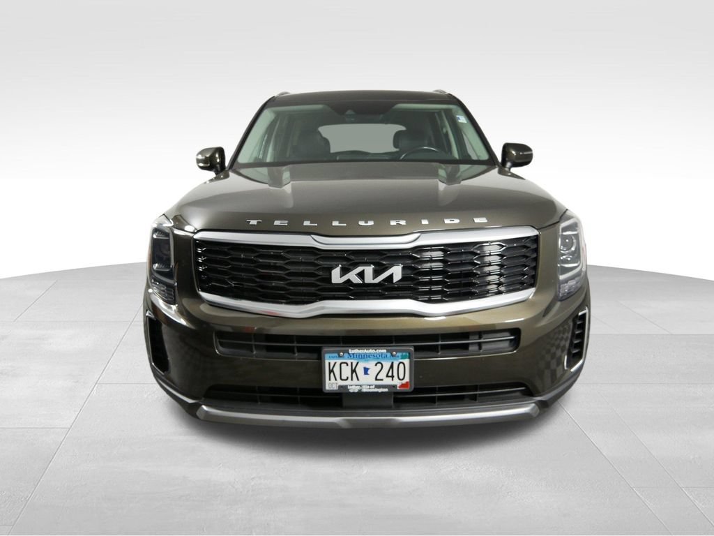 Used 2022 Kia Telluride S AWD/4WD image 3