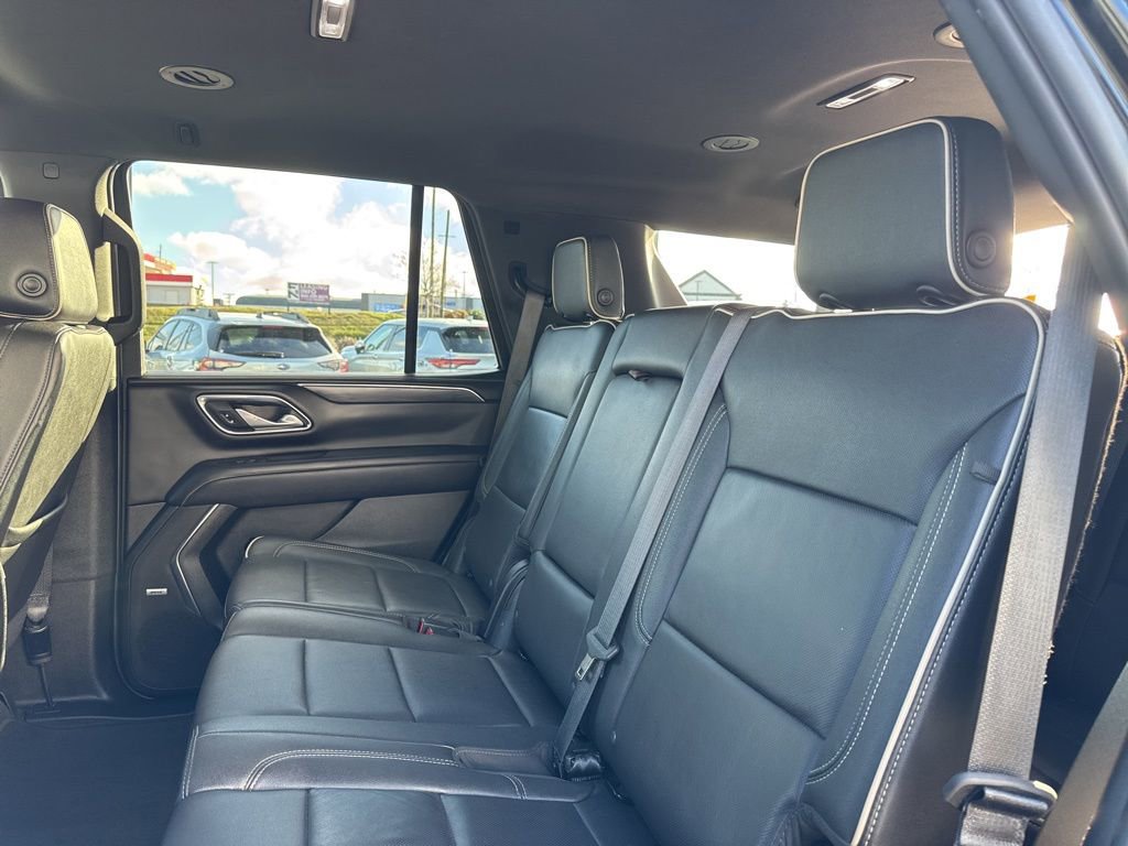 Used 2024 GMC Yukon SLT image 30