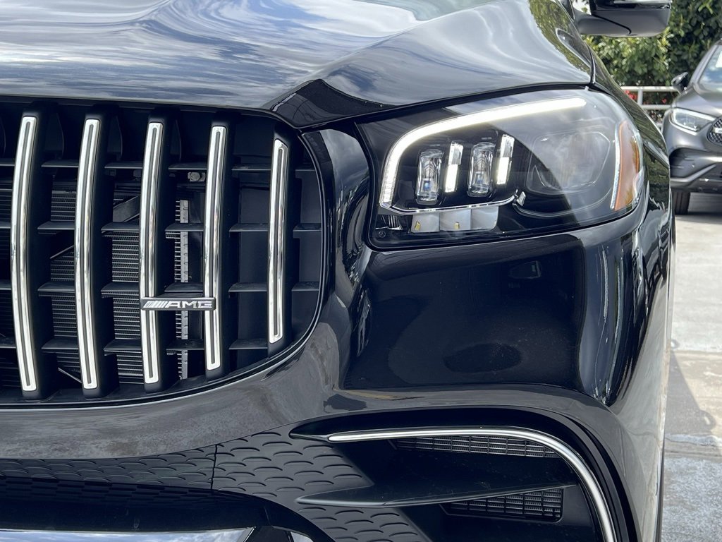 New 2025 Mercedes-Benz GLS 63 AMG 4MATIC image 9