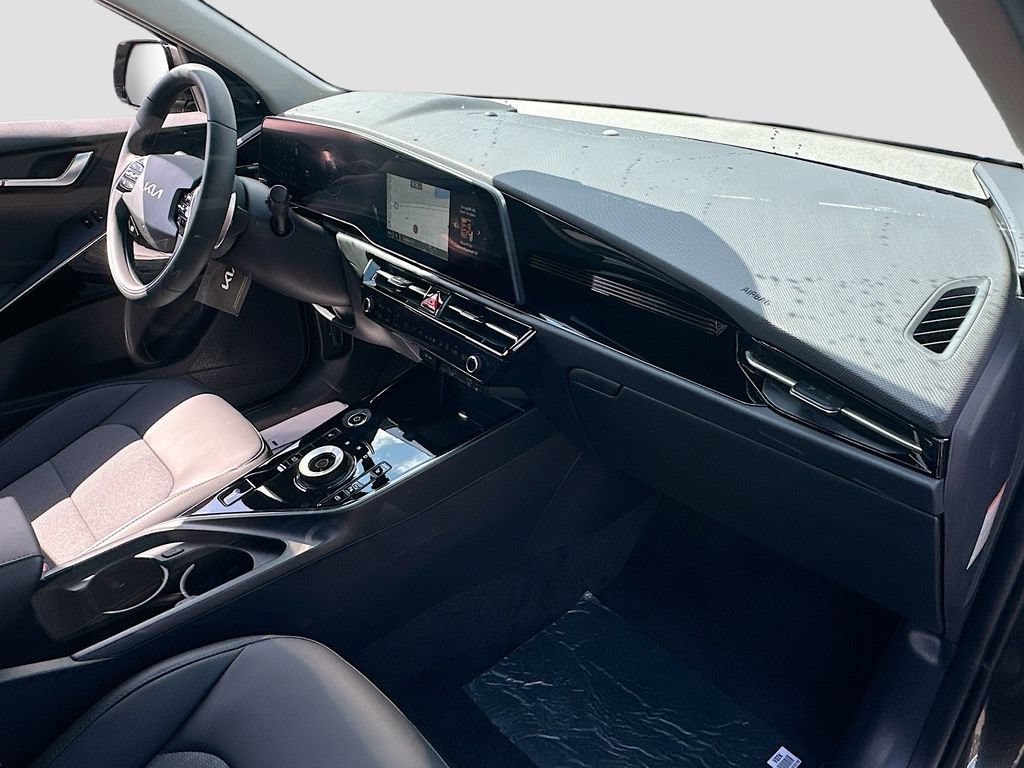 New 2026 Kia Niro Wind FWD image 28