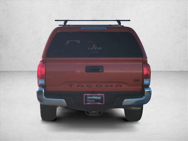 Used 2017 Toyota Tacoma TRD Off-Road w/ Tow Package AWD/4WD image 7