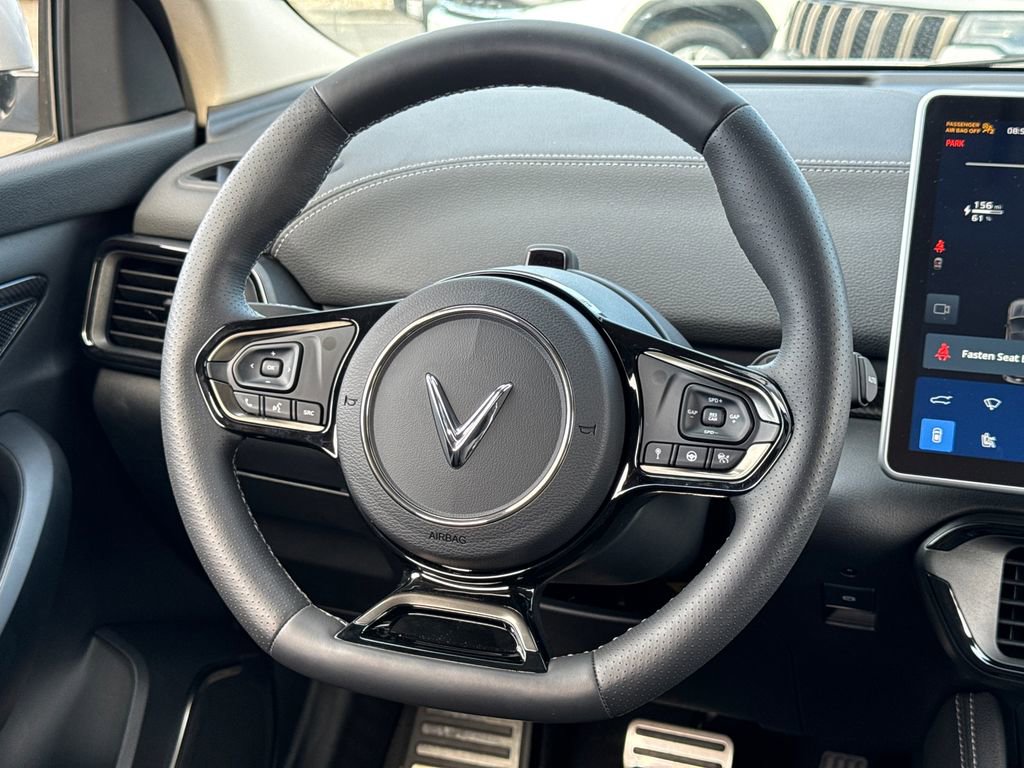 New 2025 VinFast VF 8 Eco AWD/4WD image 22