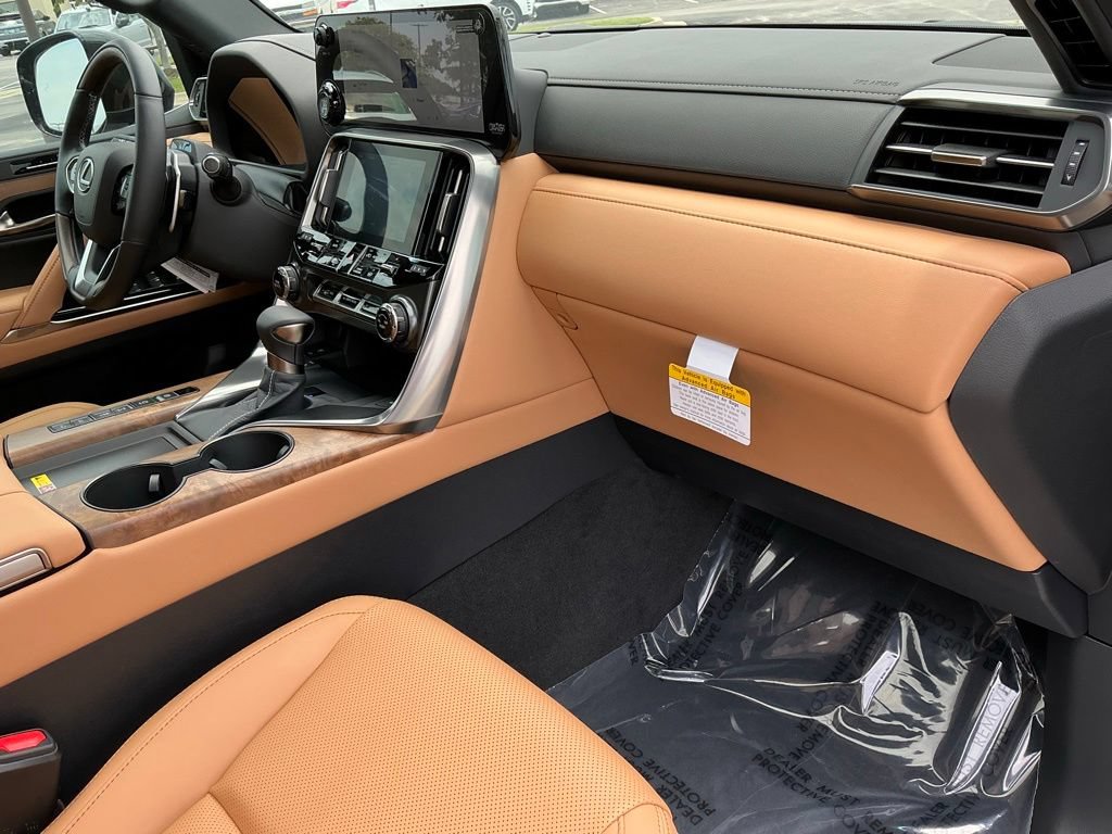 New 2026 Lexus LX 600 4WD w/ Accessory Package (2T) image 23