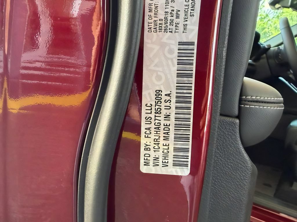 New 2026 Jeep Grand Cherokee Laredo X AWD/4WD image 25