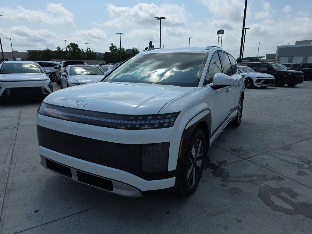 New 2026 Hyundai Ioniq 9 SEL image 1