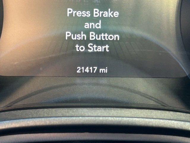 Used 2023 Dodge Challenger SXT image 18