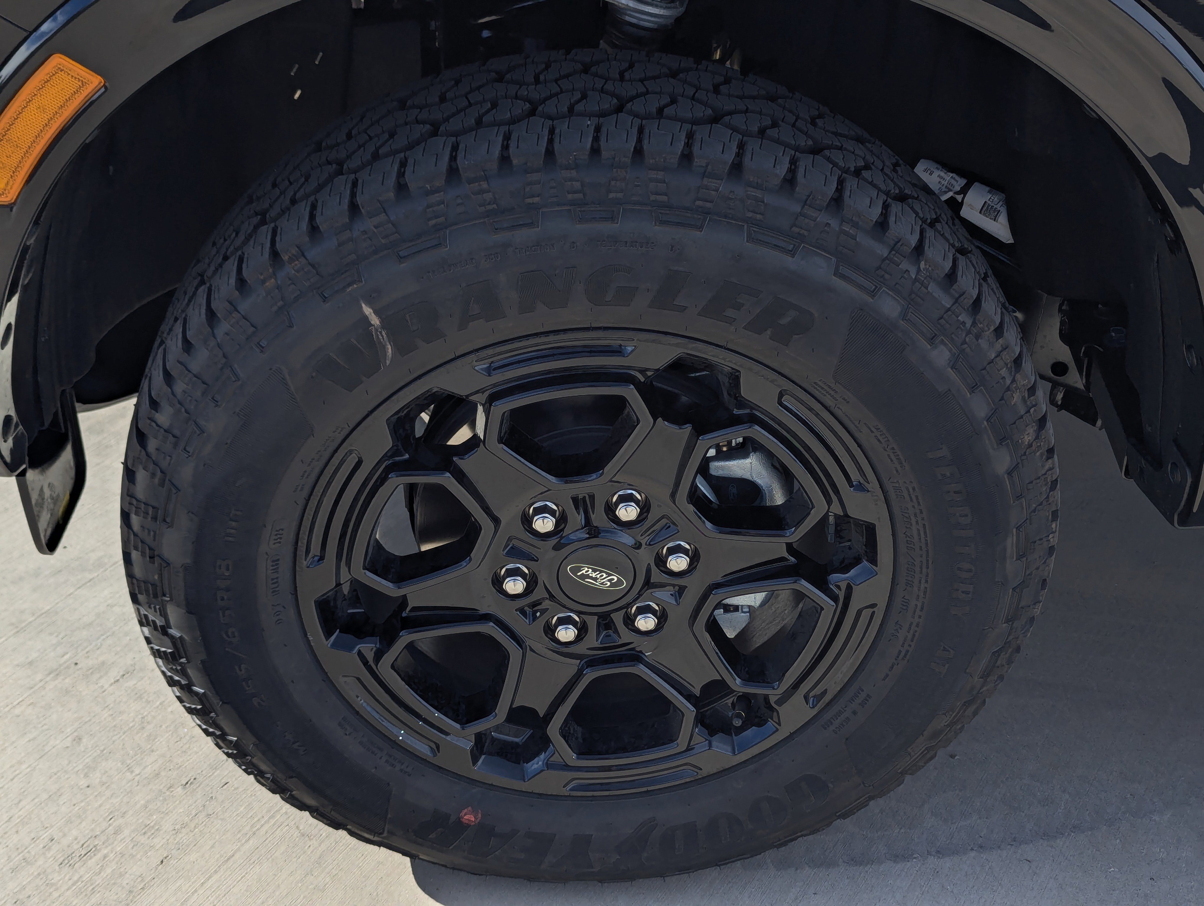 New 2025 Ford Ranger XLT w/ FX4 Off-Road Package image 7