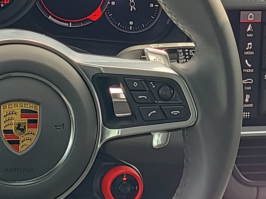Used 2021 Porsche Cayenne AWD/4WD image 22