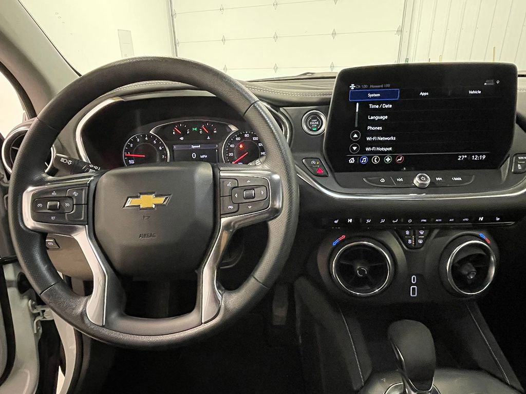 Used 2025 Chevrolet Blazer LT image 37