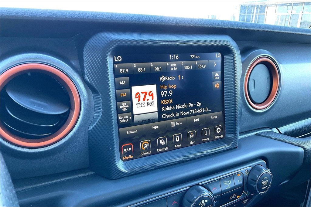 Used 2023 Jeep Gladiator Mojave image 26