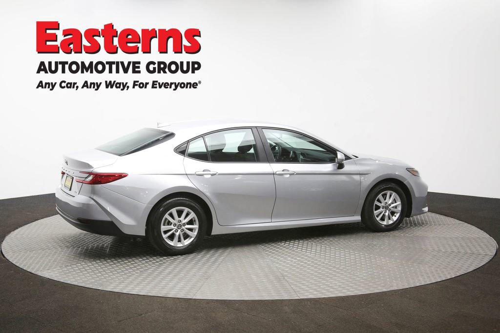 Used 2025 Toyota Camry LE image 45