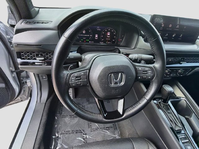 Used 2024 Honda Accord Sport image 11
