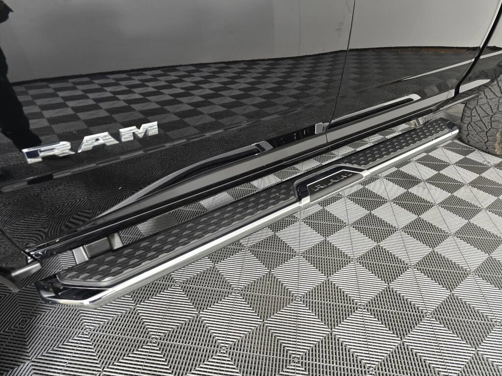 Used 2024 RAM 2500 Big Horn image 14