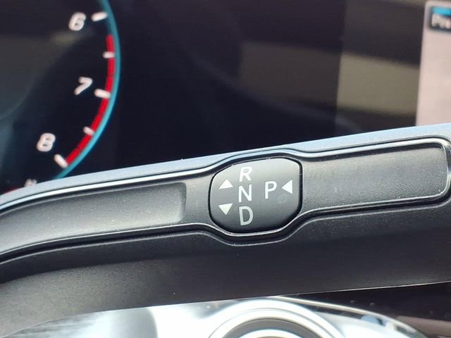 Used 2022 Mercedes-Benz GLB 250 image 28