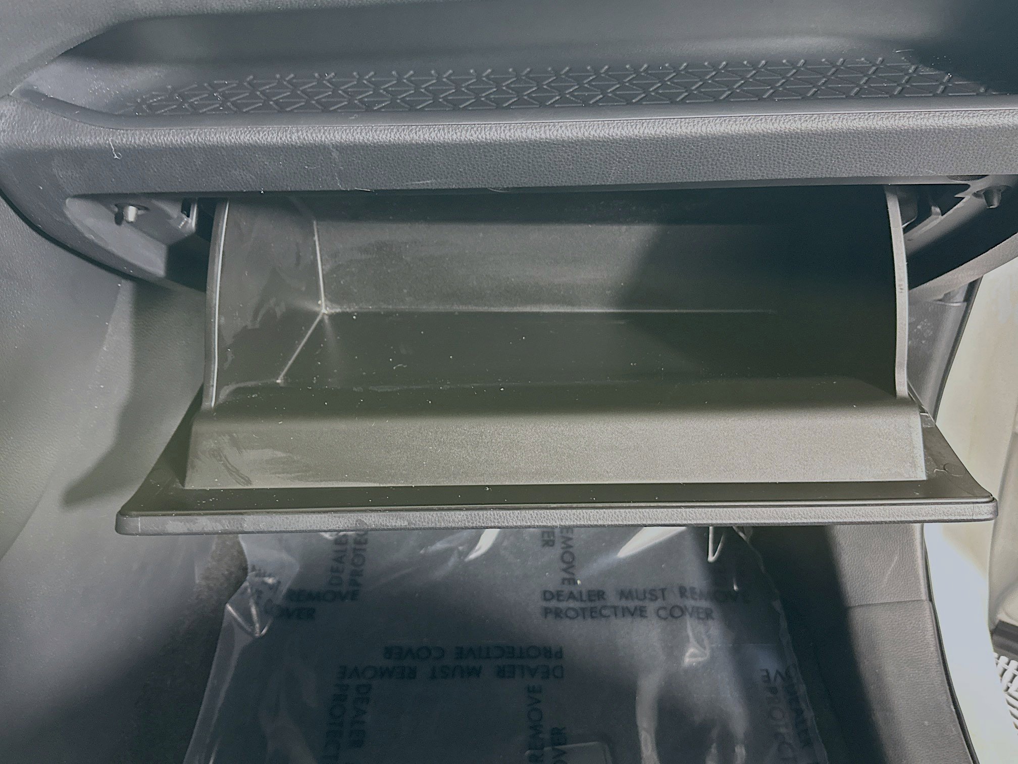 Used 2022 Toyota RAV4 LE AWD/4WD image 31