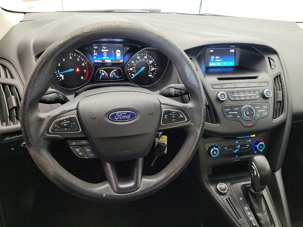 Used 2017 Ford Focus SE FWD image 22