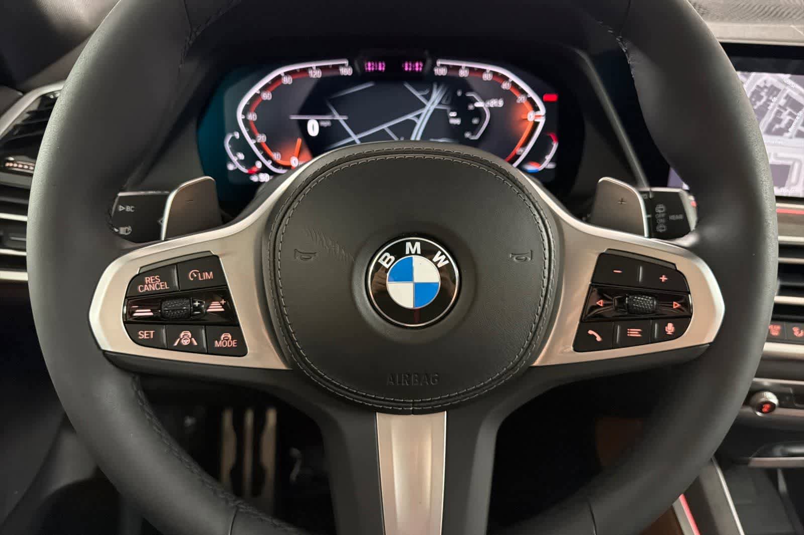 Used 2022 BMW X5 sDrive40i w/ M Sport Package image 24