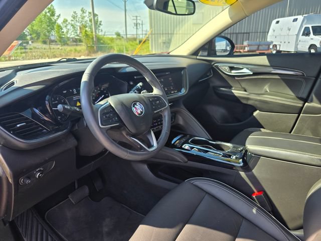 Used 2021 Buick Envision Essence w/ Sport Touring Package FWD image 11