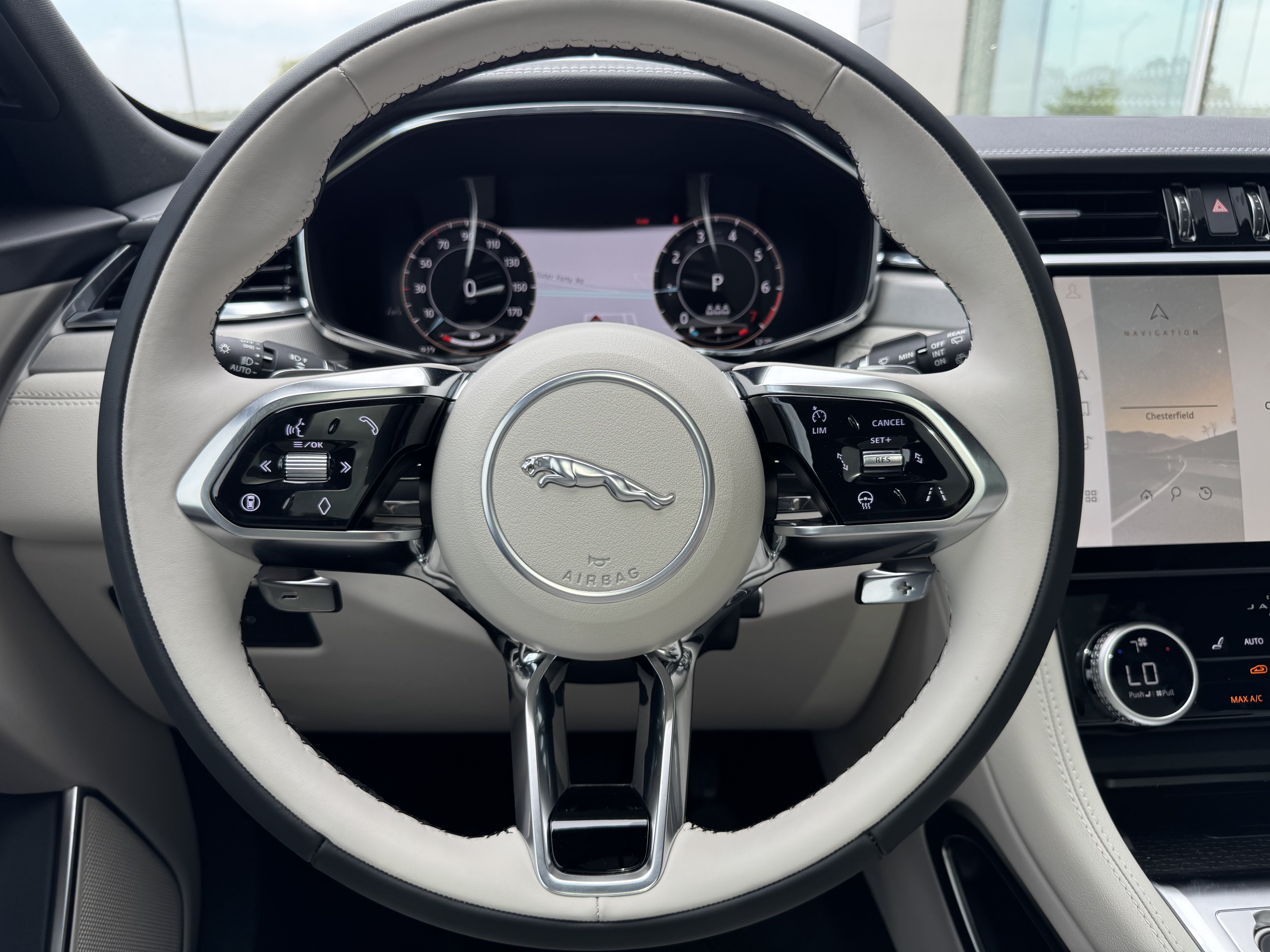 Used 2026 Jaguar F-PACE R-Dynamic S AWD/4WD image 19