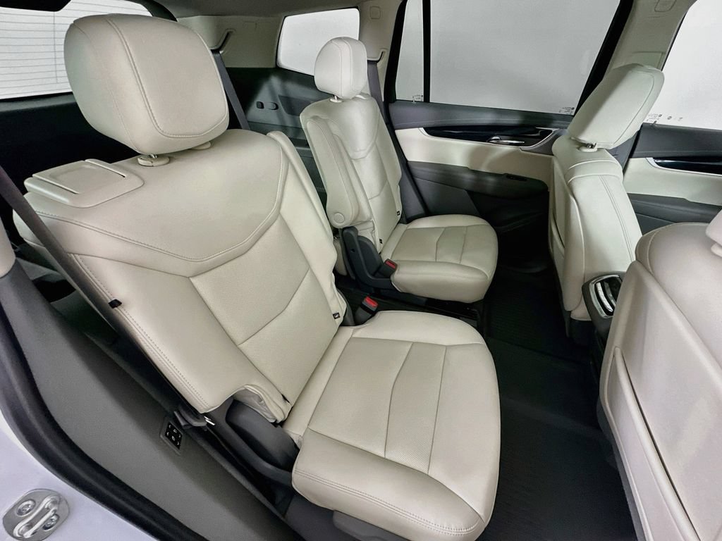 Certified 2024 Cadillac XT6 Premium Luxury w/ LPO, Floor Liner Package AWD/4WD image 35