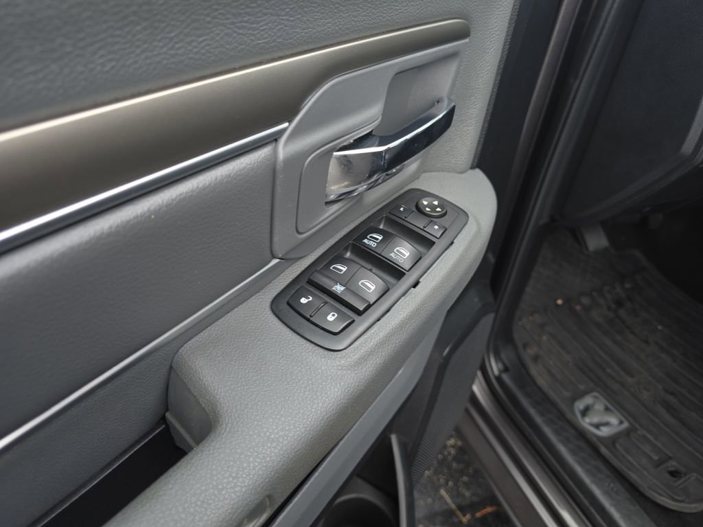 Used 2017 RAM 1500 Big Horn image 22