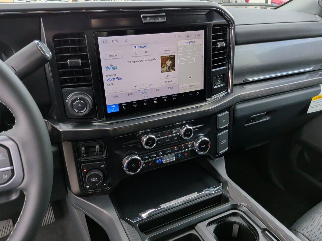 New 2027 Ford F250 Lariat w/ Black Appearance Package AWD/4WD image 24