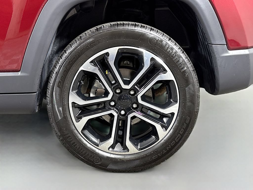 Used 2022 Jeep Compass Limited AWD/4WD image 30