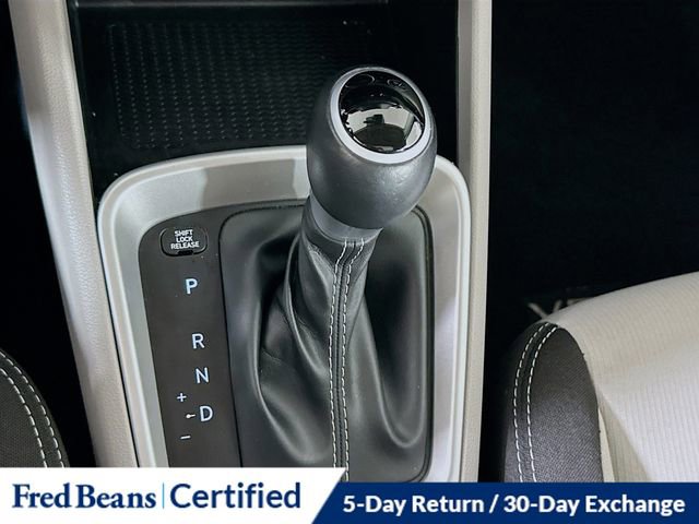 Certified 2023 Hyundai Venue SEL w/ Cargo Package FWD image 18