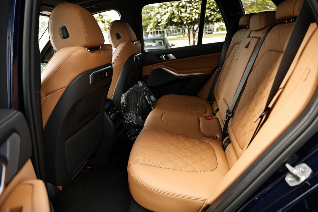 New 2026 BMW X5 xDrive40i w/ M Sport Package image 24